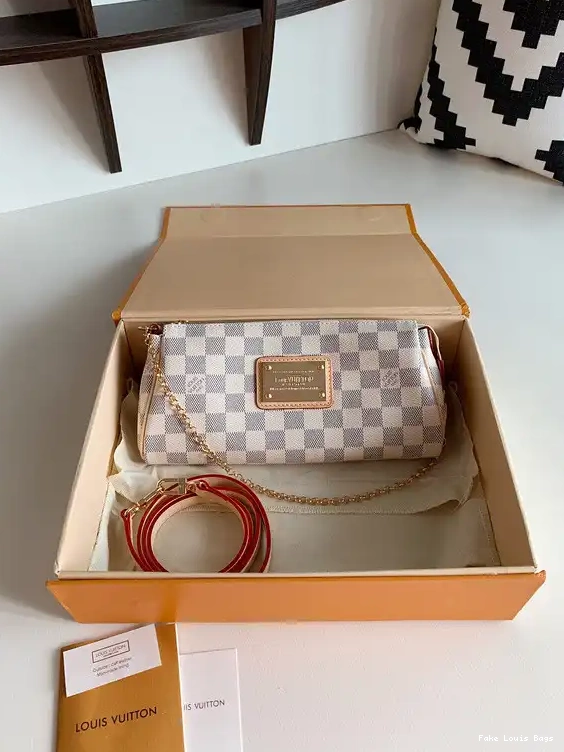 EVA LOUIS VUITTON 0607